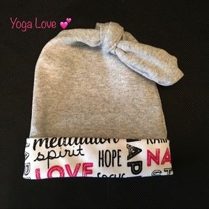 Brand new handmade yoga love hat NB/3m size